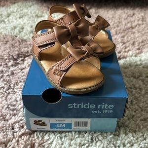 Stride rite sandals size 4 brown